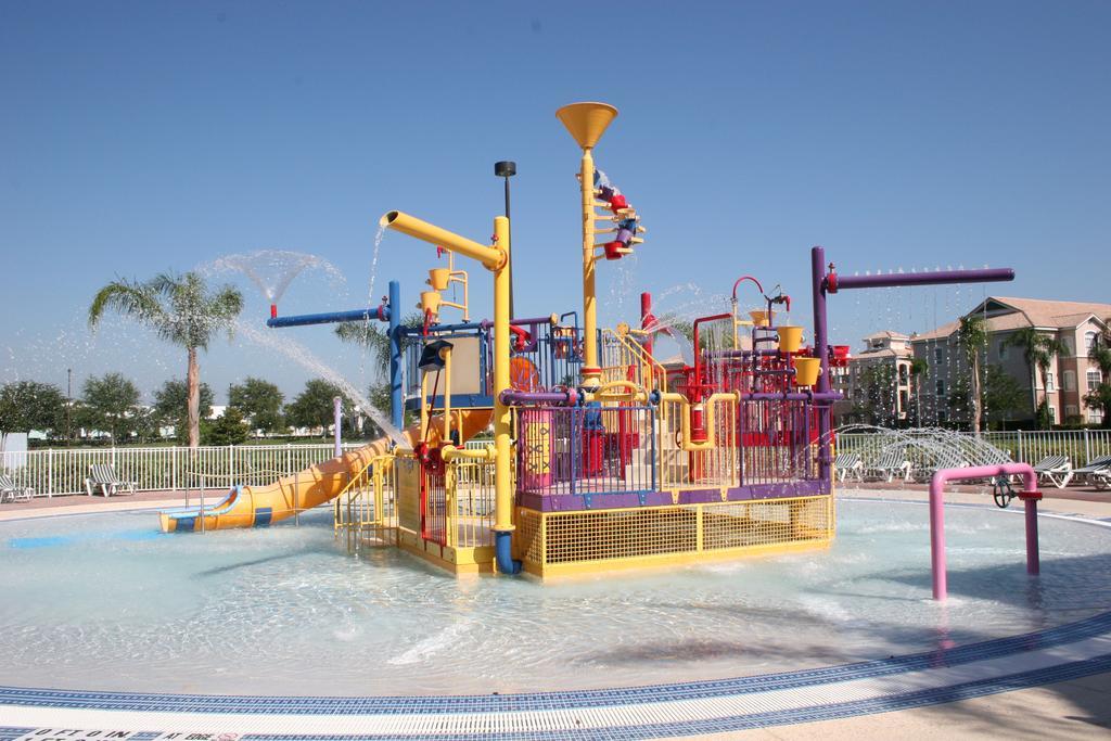 Exploria Express By Exploria Resorts Clermont Εξωτερικό φωτογραφία